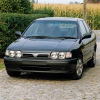 Nissan Primera P10